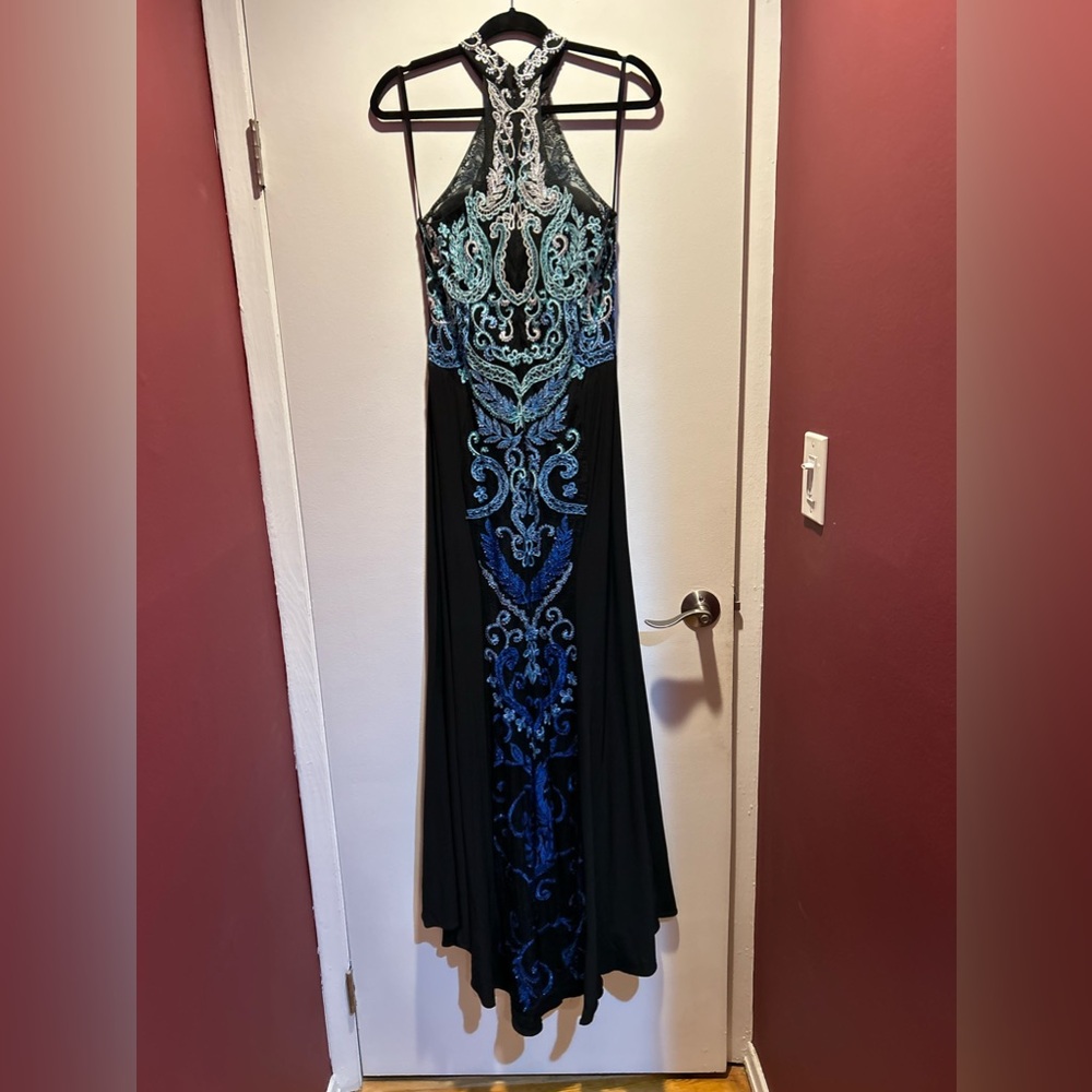 Prom Dress - Picture 2 of 3